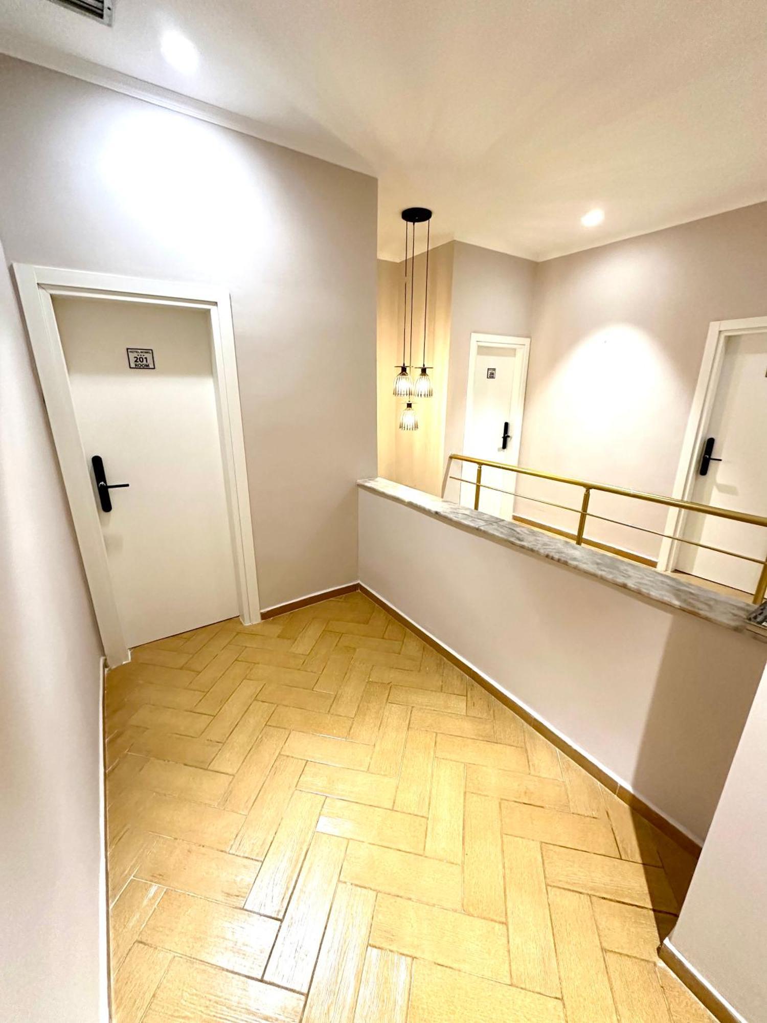 Hotel Nobel Center