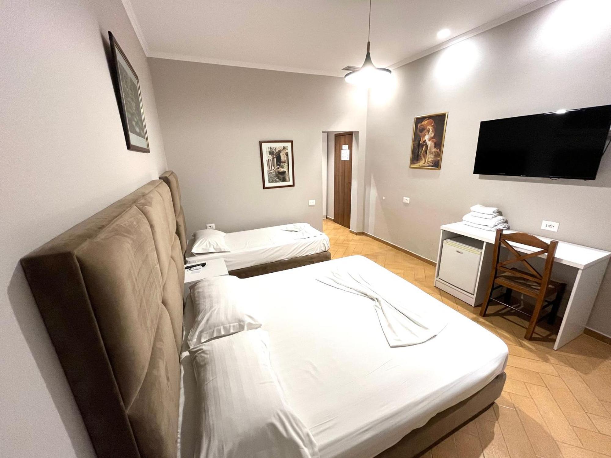 Hotel Nobel Center 3*